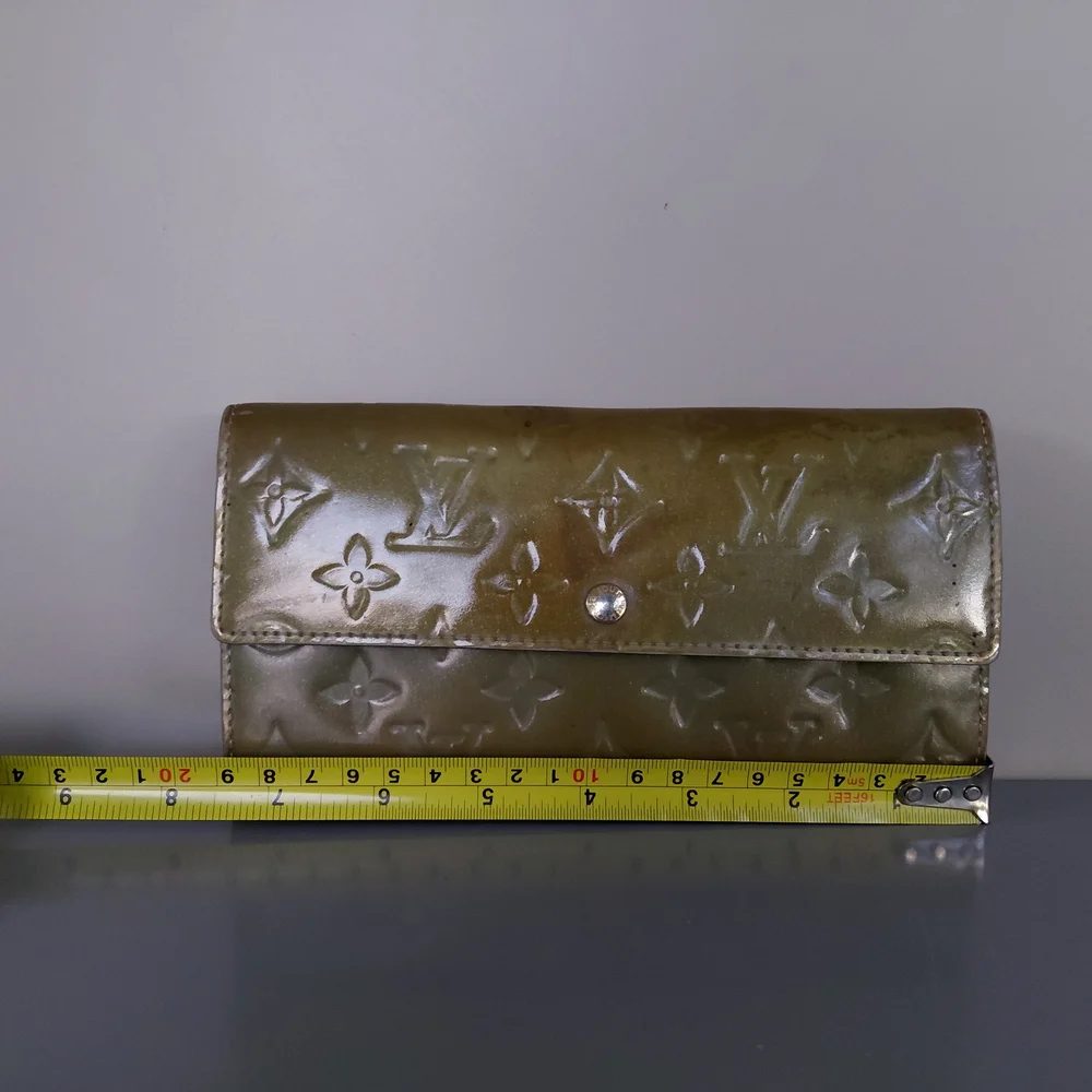 Louis Vuitton Green Olive Sarah Veris Classic Signature Monogram Print - Picture 4 of 11